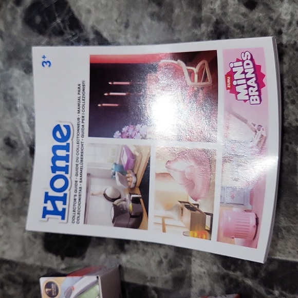 Zuru Mini Brands Home Set - Picture 2 of 8